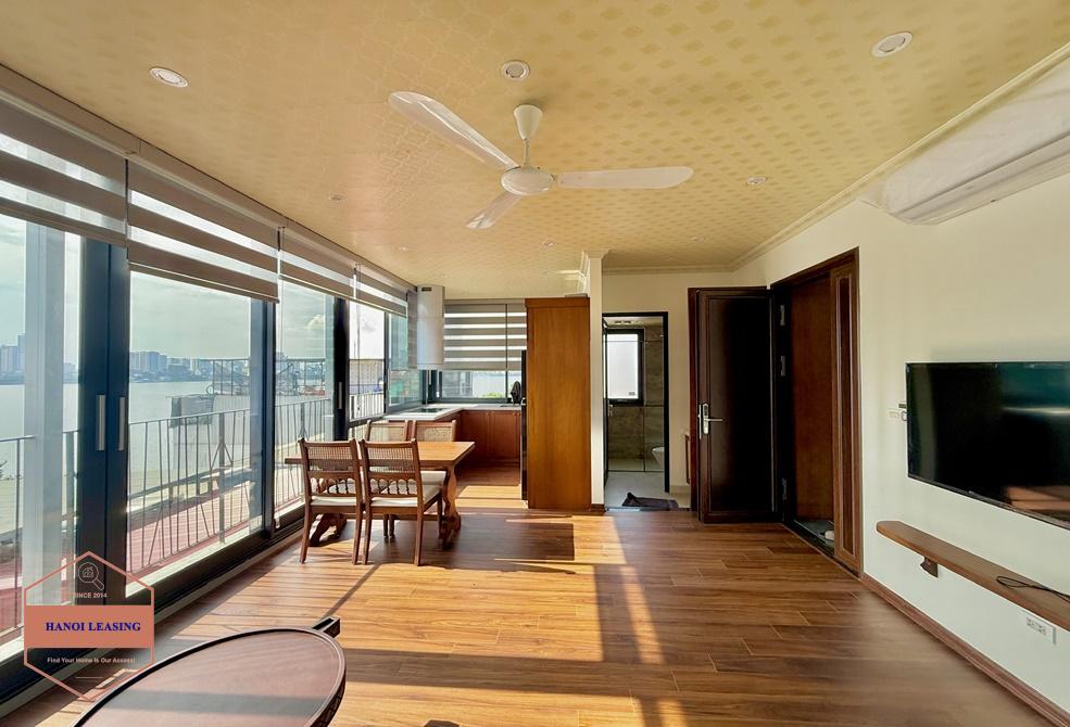 Lake view 2 bedrooms apartment for rent in alley 50 Dang Thai Mai st, Tay Ho Lake view 2 bedrooms apartment for rent in alley 50 Dang Thai Mai st, Tay Ho
