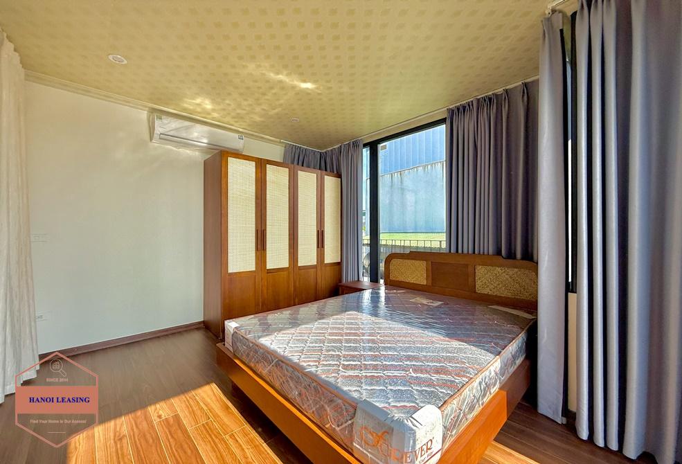Lake view 2 bedrooms apartment for rent in alley 50 Dang Thai Mai st, Tay Ho Lake view 2 bedrooms apartment for rent in alley 50 Dang Thai Mai st, Tay Ho
