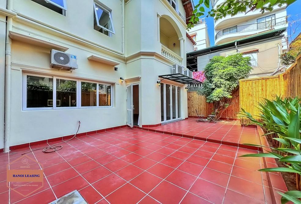 Spacious house with swimming pool for rent in Tay Ho, Hanoi Spacious house with swimming pool for rent in Tay Ho, Hanoi