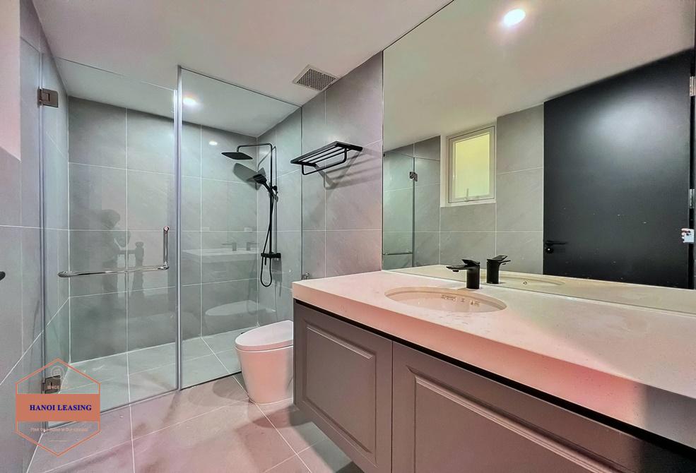 Spacious house with swimming pool for rent in Tay Ho, Hanoi Spacious house with swimming pool for rent in Tay Ho, Hanoi