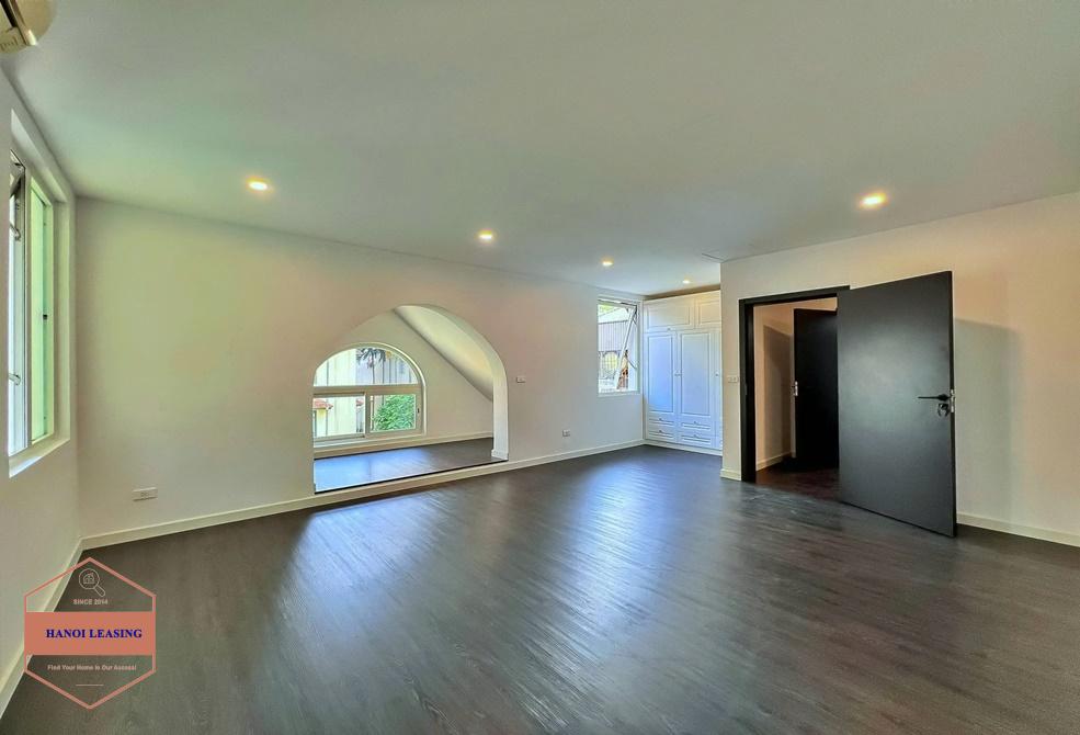 Spacious house with swimming pool for rent in Tay Ho, Hanoi Spacious house with swimming pool for rent in Tay Ho, Hanoi