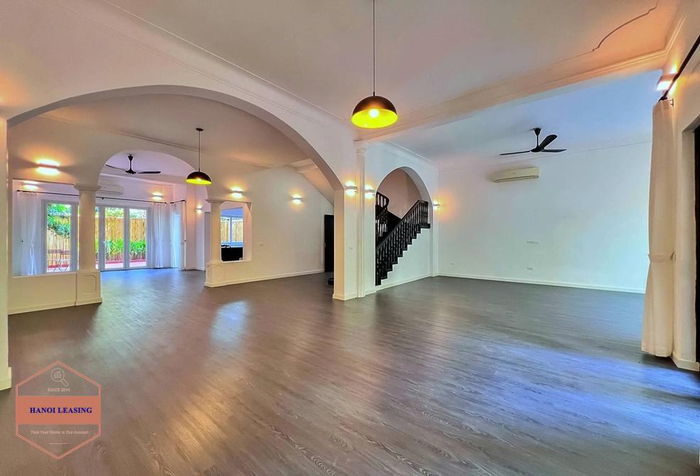 Spacious house with swimming pool for rent in Tay Ho, Hanoi Spacious house with swimming pool for rent in Tay Ho, Hanoi