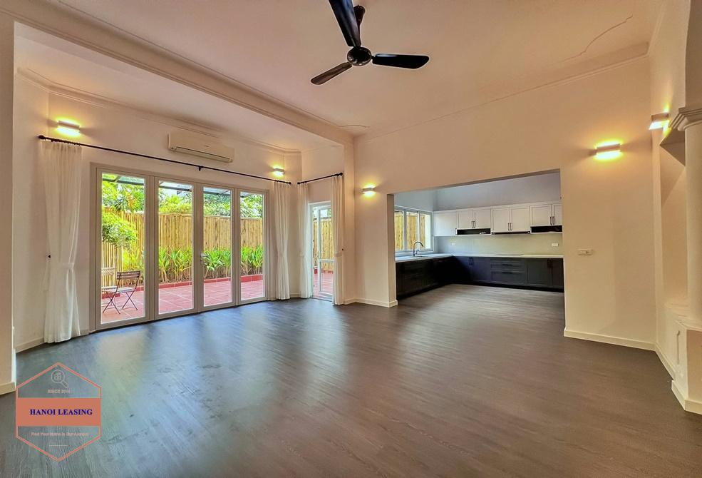 Spacious house with swimming pool for rent in Tay Ho, Hanoi Spacious house with swimming pool for rent in Tay Ho, Hanoi