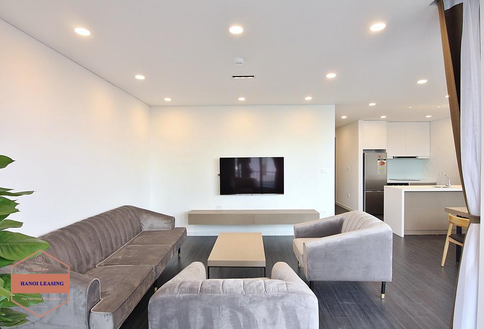 A gorgeous and modern 2 bedroom apartment for rent in Tay Ho, Hanoi