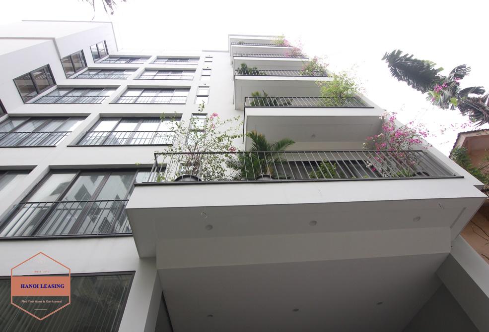 Modern apartment with one bedroom  for rent beautiful and bright in Tay Ho, Hanoi