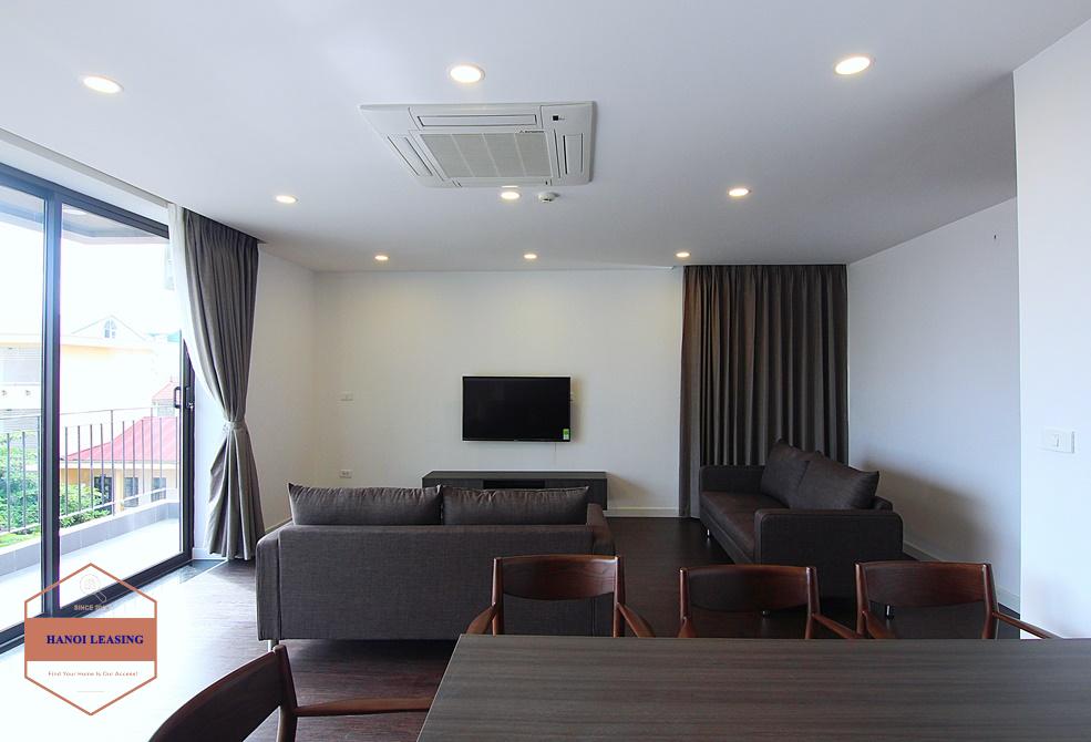 Apartment with 2 bedrooms and balcony for rent in To Ngoc Van street.