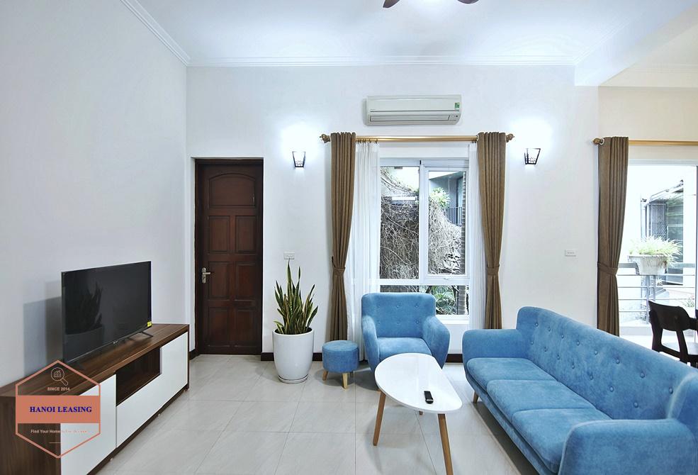 Rental cosy apartment for rent with 2 bedrooms, location in Tay Ho area.