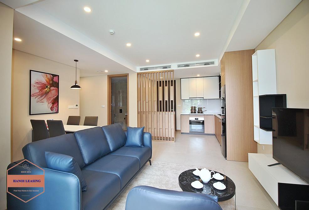 A beautiful and modern 2 bedrooms apartment for rent on Tay Ho Street, Tay Ho, Ha Noi