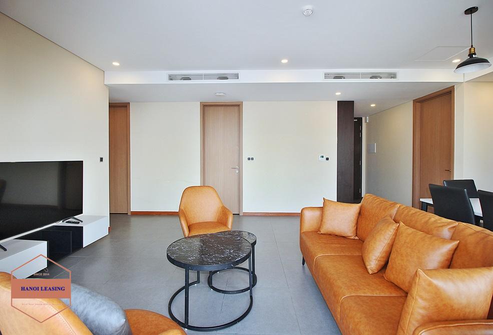 High floor and modern 3 beds apartment for rent in Tay Ho