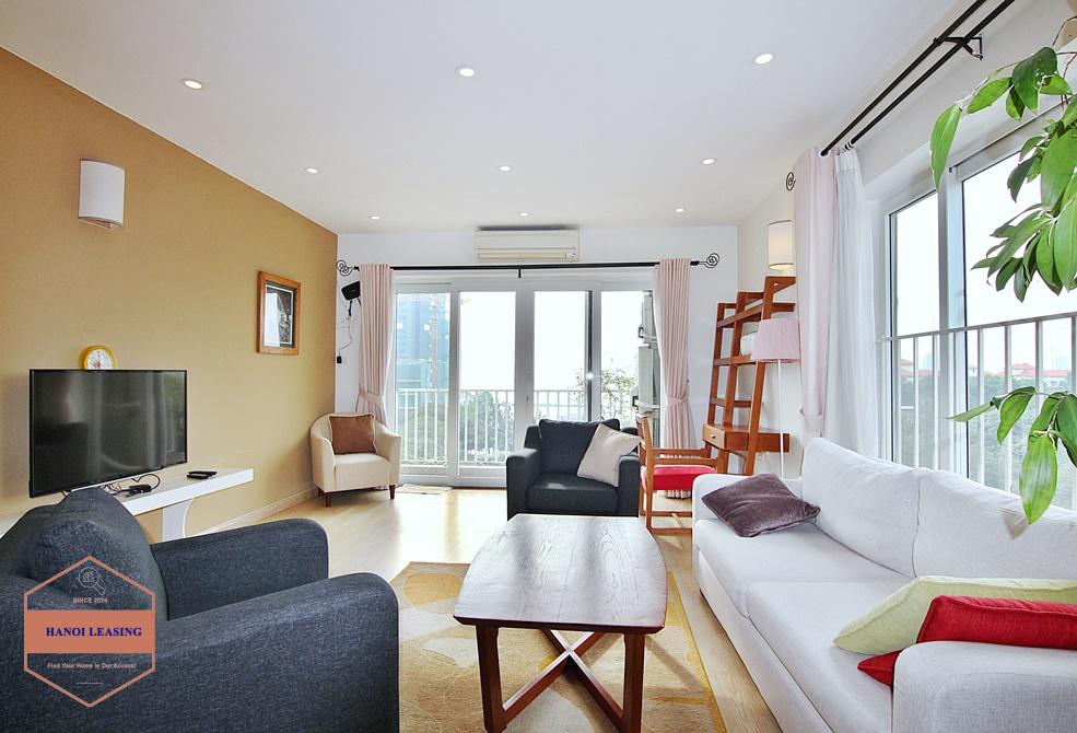 Lake view three bedrooms apartment for rent in To Ngoc Van st, Tay Ho