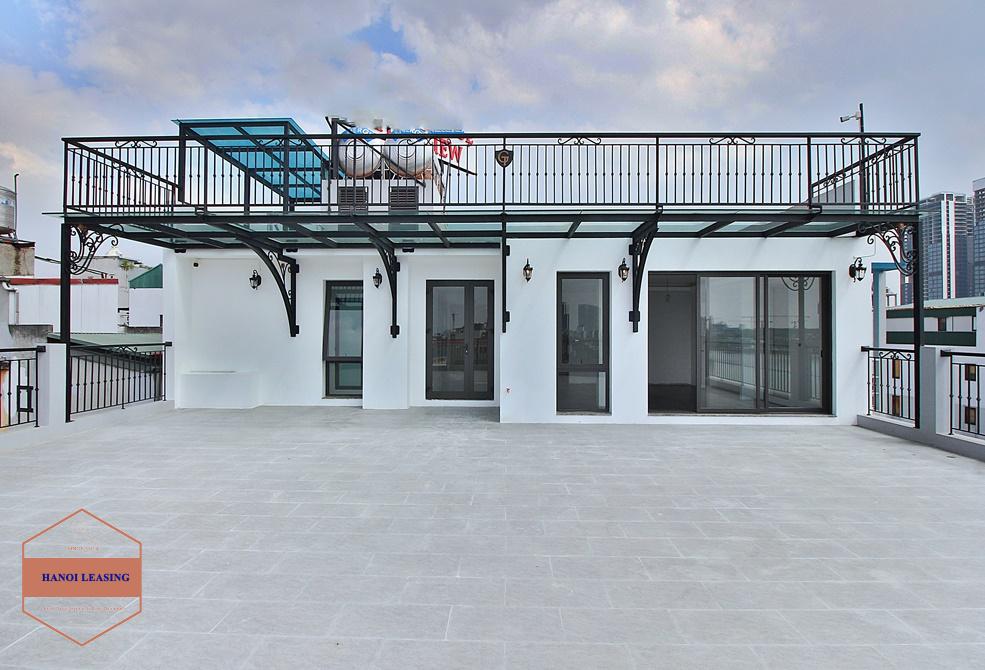 Lake view- with balcony apartment for rent in To Ngoc Van st, Tay Ho district