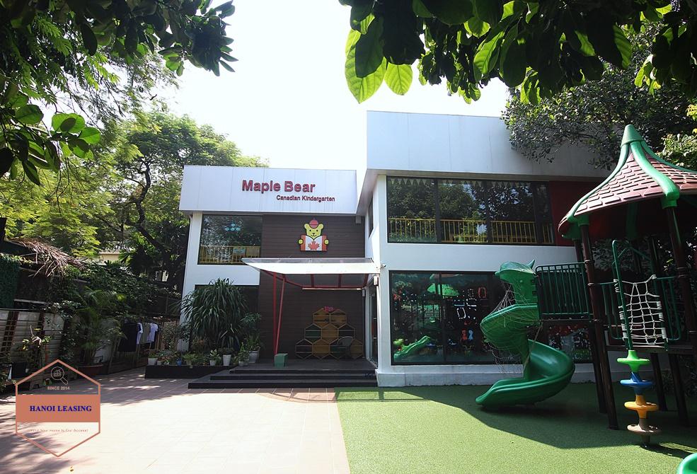 A massive property for rent in Tay Ho district