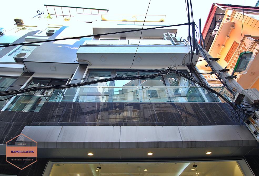 A newly 4 bedrooms house for rent in Tay Ho, Hanoi
