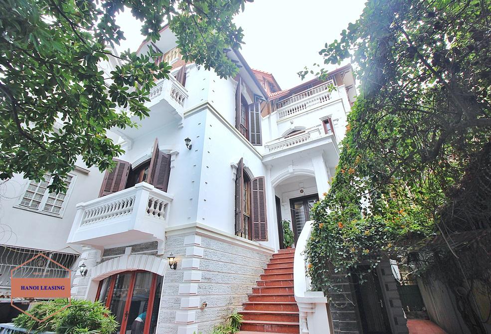 Gorgeous swimming pool villa for rent on To Ngoc Van, Tay Ho