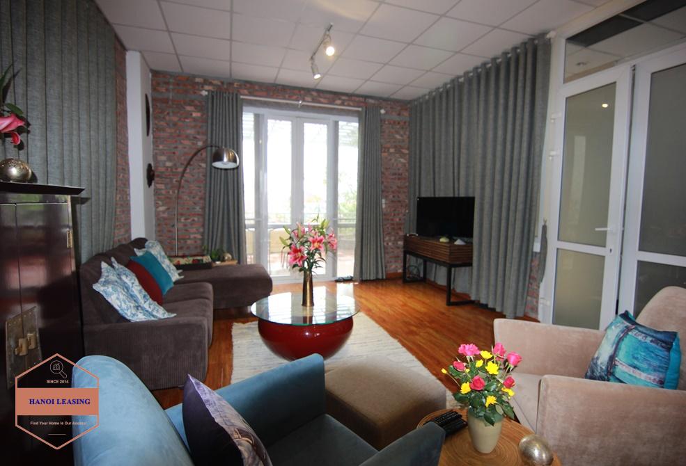Big balcony apartment with one bedroom apartment for rent in Tay Ho area