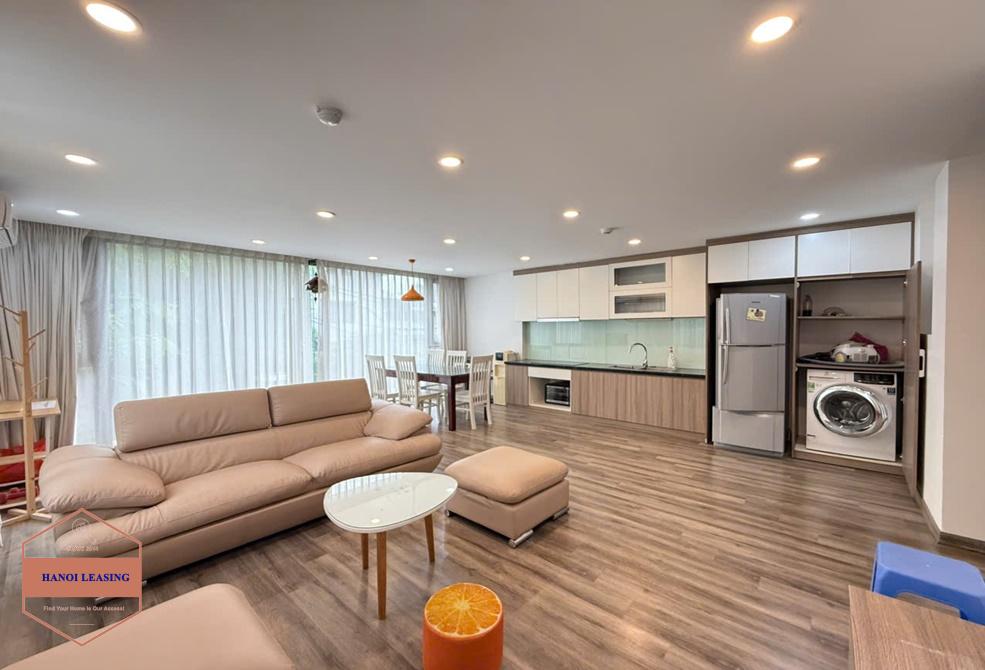 Two bedrooms apartment for rent in alley 111 Xuan dieu st, Tay Ho