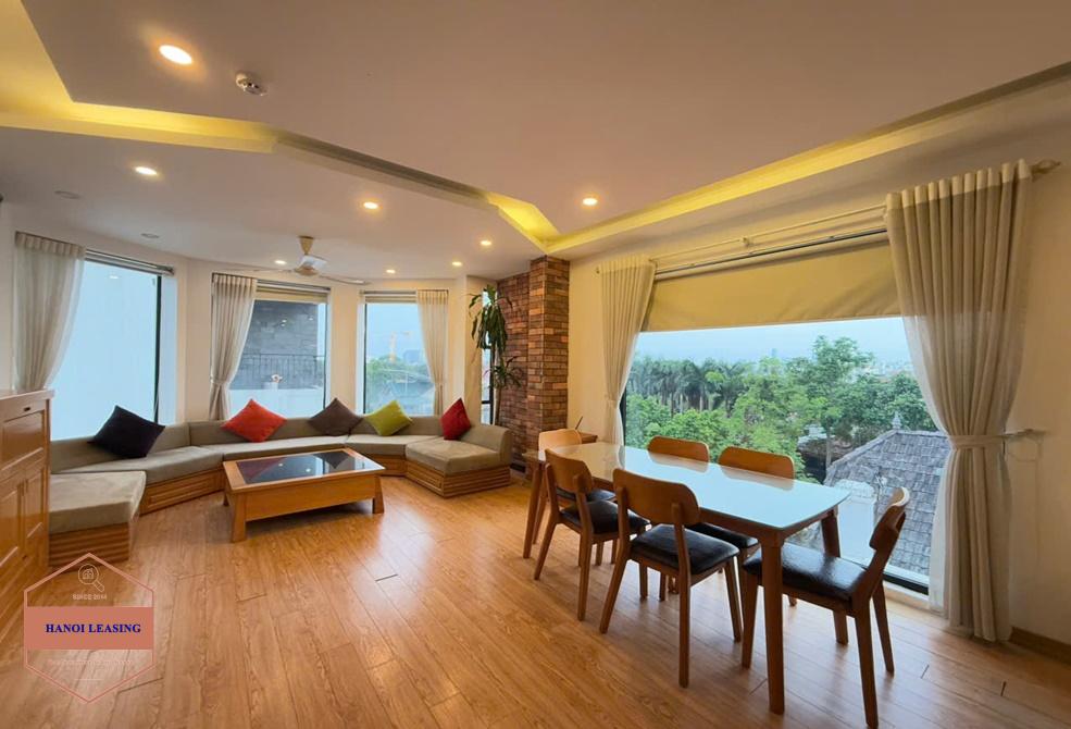 Top floor - Apartment for rent in Dang Thai Mai st, Tay Ho