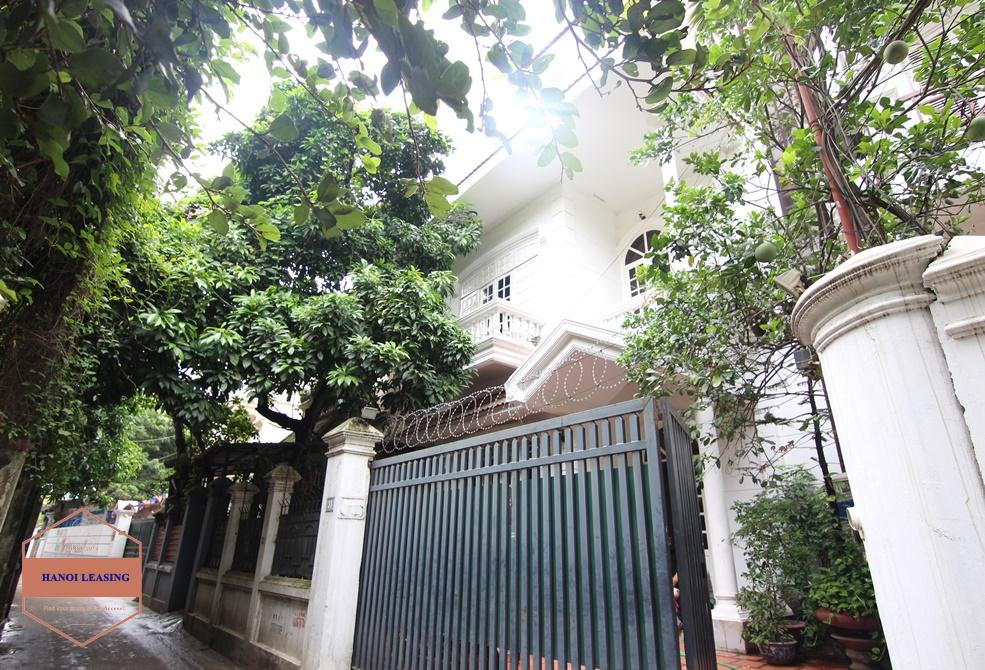 Rental house in Tay Ho - 4 bedrooms with balcony