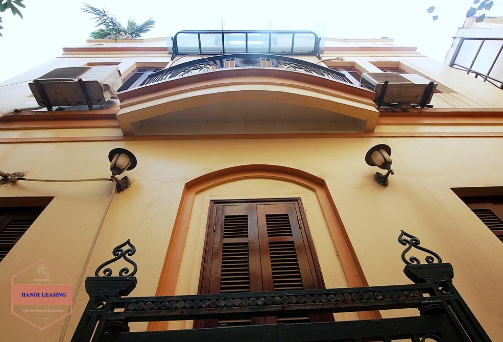 Three bedrooms house with big terrace for rent in Tay Ho area.