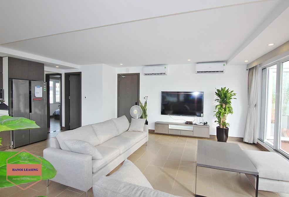 Spectacular lake view apartment for rent in To Ngoc Van st, Tay Ho, Hanoi