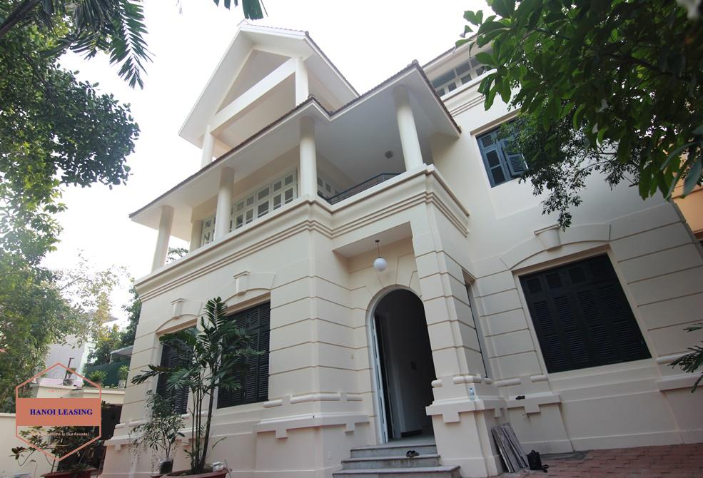 A woderful french style villa for rent with 4 bedrooms in Tay Ho, Hanoi