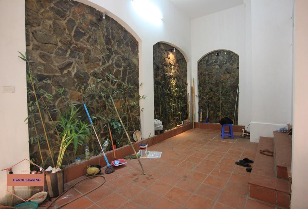 Spacious furnished house with 4 bedrooms and 4 bathrooms for rent in Tay Ho.