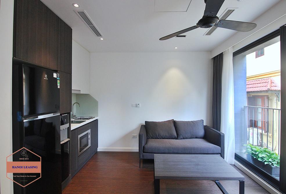 A brand new and modern 1 bedroom apartment for rent in To Ngoc Van