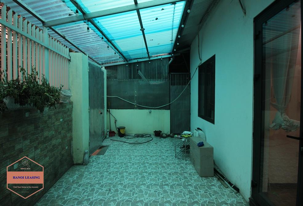 An affordable 1 bedroom house for rent in Xom Chua, Tay Ho, Hanoi