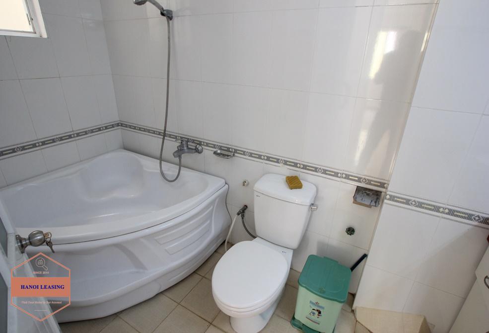 4- floor house with nice yard for rent in Tay Ho district 4- floor house with nice yard for rent in Tay Ho district