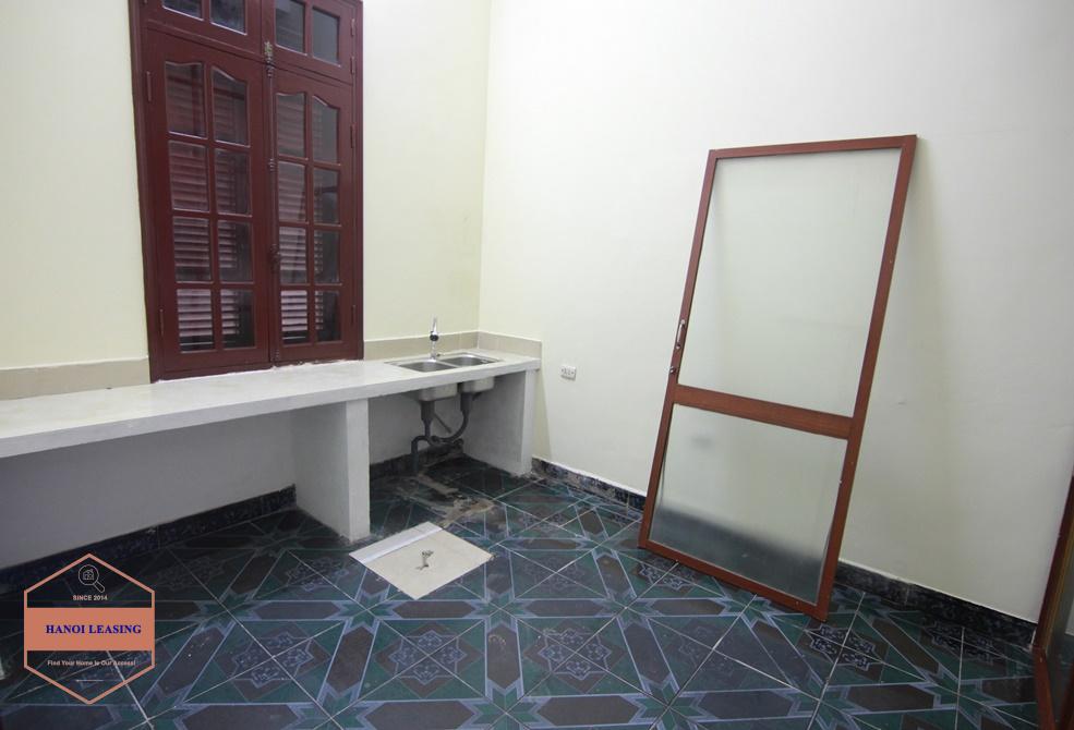 A house with lots of rooms for rent in Dang Thai Mai, Quang An, Tay Ho, Hanoi A house with lots of rooms for rent in Dang Thai Mai, Quang An, Tay Ho, Hanoi