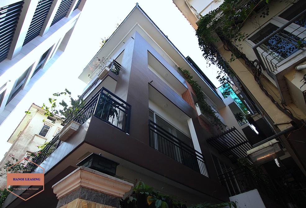 Nice house for rent in Tay Ho ward, Tay Ho, Hanoi