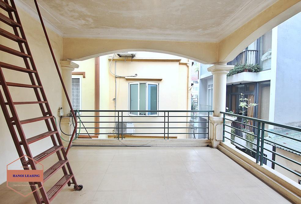 Three bedrooms house for lease in Dang Thai Mai area, Tay Ho, Hanoi Three bedrooms house for lease in Dang Thai Mai area, Tay Ho, Hanoi