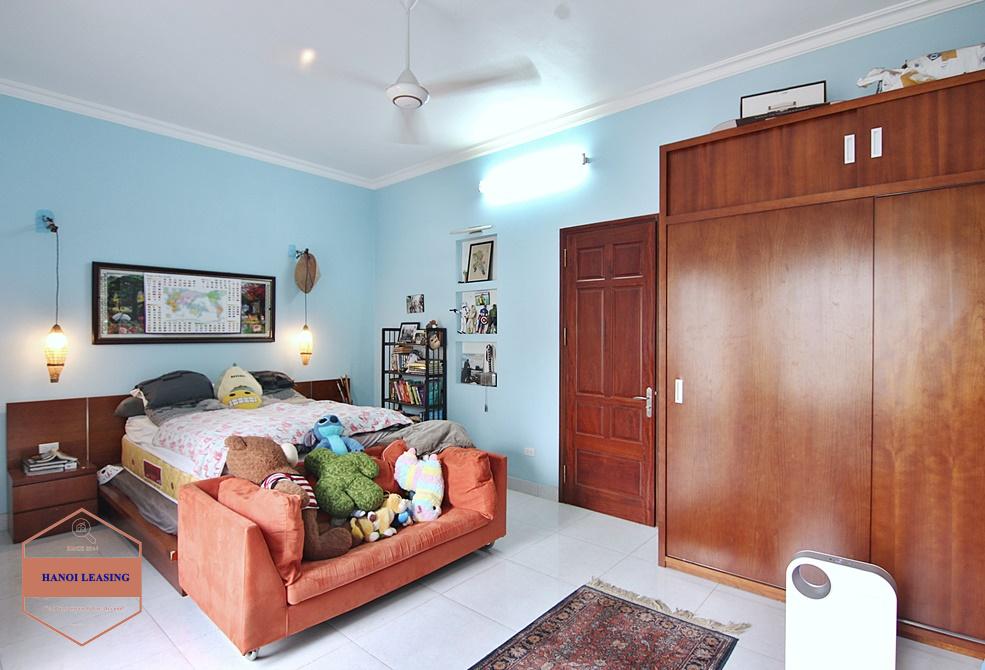 New and nice house with 3 bedrooms for rent in Tay Ho, Hanoi New and nice house with 3 bedrooms for rent in Tay Ho, Hanoi