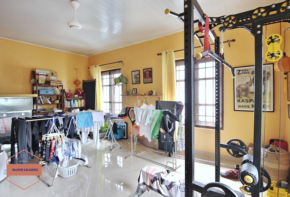 New and nice house with 3 bedrooms for rent in Tay Ho, Hanoi New and nice house with 3 bedrooms for rent in Tay Ho, Hanoi