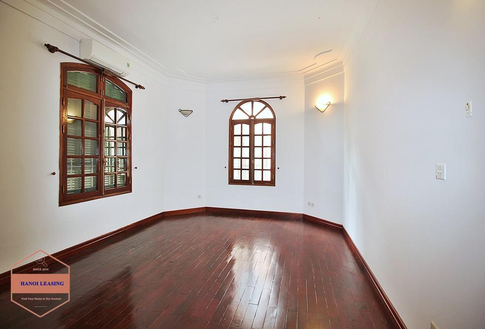 550 sqm garden and swimming pool villa for rent in Tay Ho 550 sqm garden and swimming pool villa for rent in Tay Ho