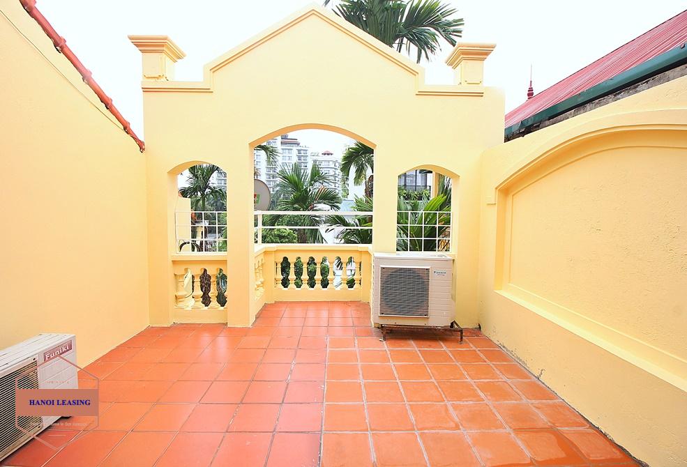 550 sqm garden and swimming pool villa for rent in Tay Ho 550 sqm garden and swimming pool villa for rent in Tay Ho