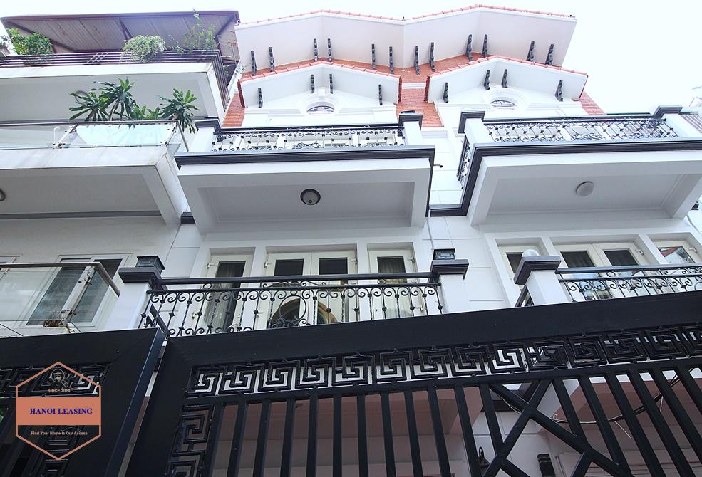 A beautiful and large house for rent in Tay Ho, Hanoi