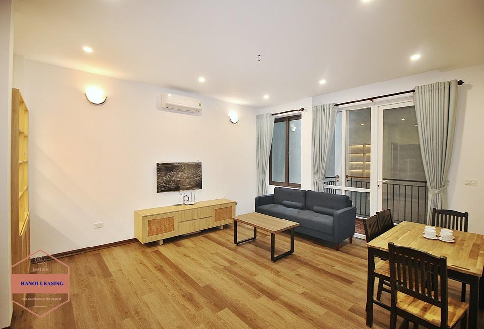 One bedroom apartment for rent in Dang Thai Mai street Tay Ho district.