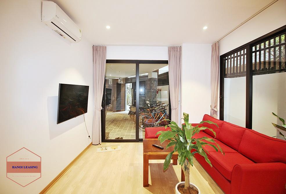 Cheap 1 bedroom apartment for rent in Dang Thai Mai st, Tay Ho Cheap 1 bedroom apartment for rent in Dang Thai Mai st, Tay Ho