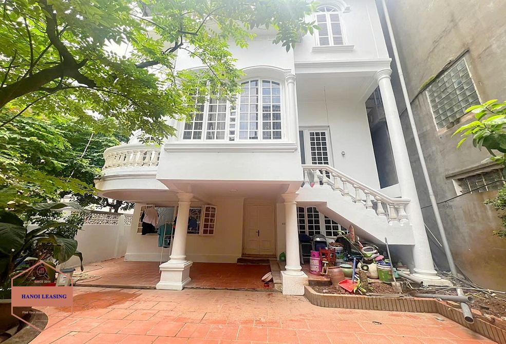 Garden house for rent in Dang Thai Mai st, Tay Ho