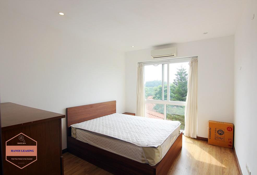 02 bedroom apartment in a quiet alley on Dang Thai Mai street, Tay Ho district, Hanoi 02 bedroom apartment in a quiet alley on Dang Thai Mai street, Tay Ho district, Hanoi