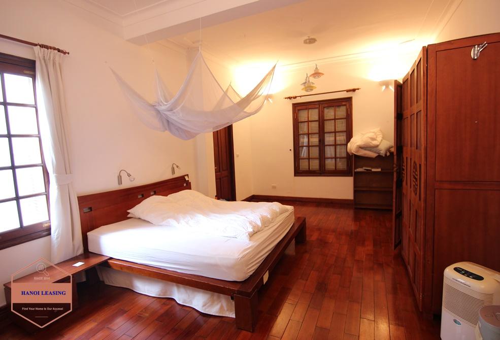 Beautiful house with large yard for rent on Dang Thai Mai, Tay Ho, Hanoi Beautiful house with large yard for rent on Dang Thai Mai, Tay Ho, Hanoi