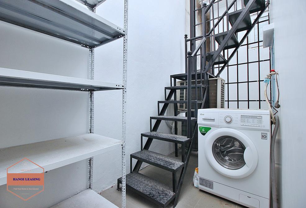 Four bedrooms house avaible for lease in Tay Ho district, Hanoi Four bedrooms house avaible for lease in Tay Ho district, Hanoi