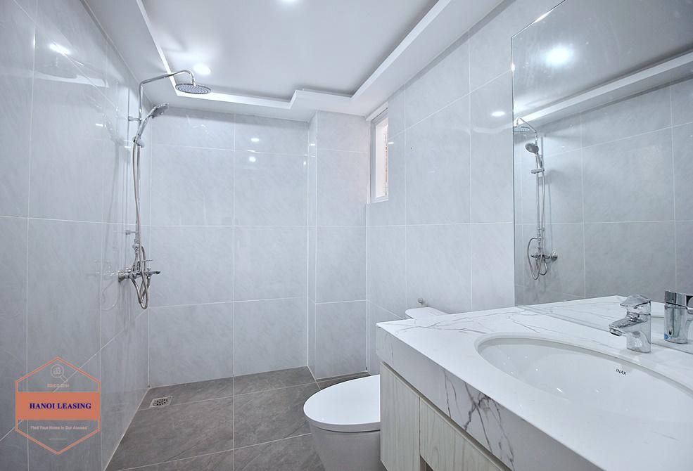 Four bedrooms house avaible for lease in Tay Ho district, Hanoi Four bedrooms house avaible for lease in Tay Ho district, Hanoi