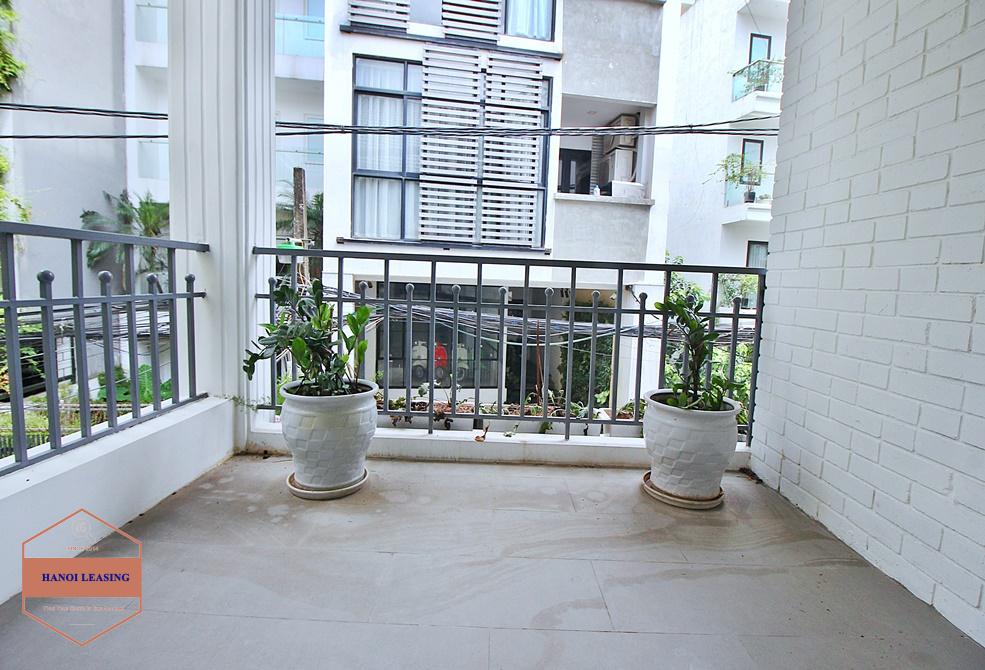 Four bedrooms house avaible for lease in Tay Ho district, Hanoi Four bedrooms house avaible for lease in Tay Ho district, Hanoi