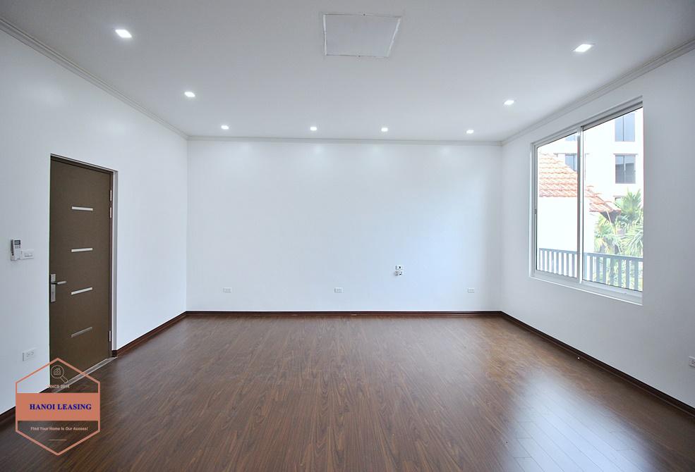 Brand new house for office, shops... in Dang Thai Mai, Tay Ho, Hanoi Brand new house for office, shops... in Dang Thai Mai, Tay Ho, Hanoi