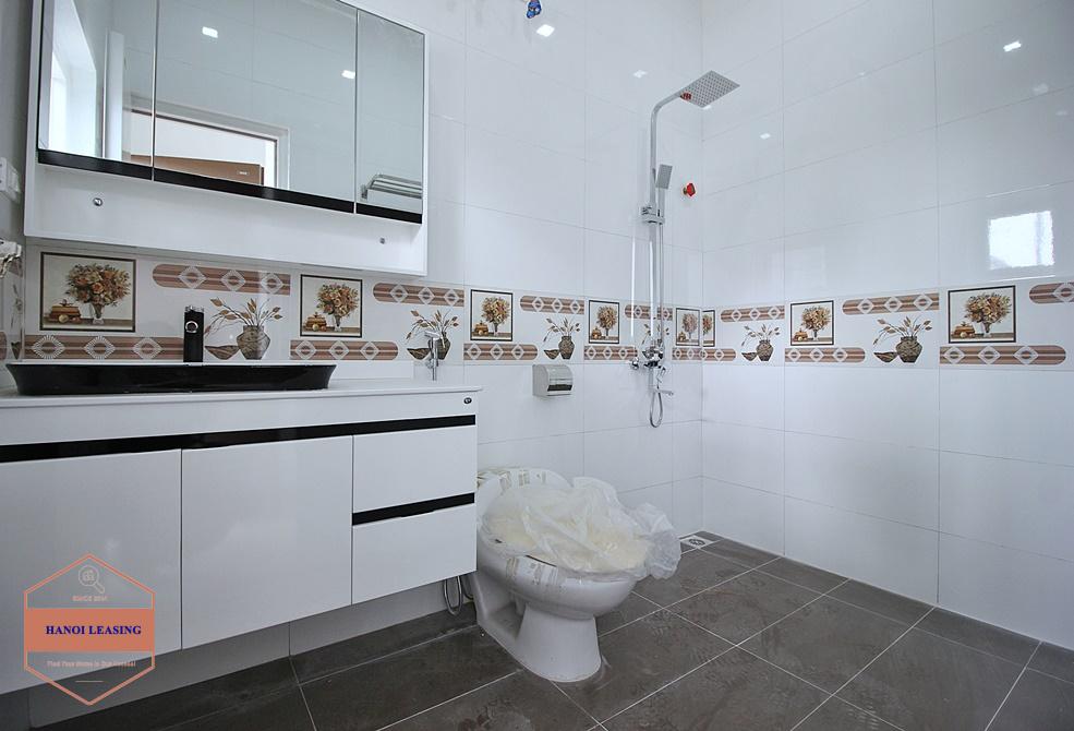 Brand new house for office, shops... in Dang Thai Mai, Tay Ho, Hanoi Brand new house for office, shops... in Dang Thai Mai, Tay Ho, Hanoi