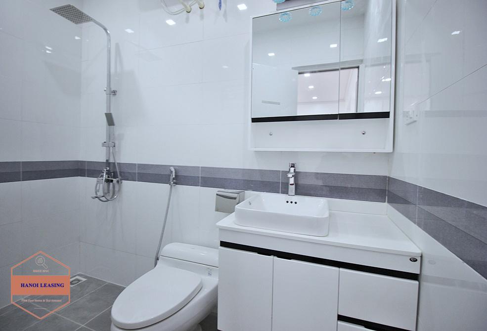 Brand new house for office, shops... in Dang Thai Mai, Tay Ho, Hanoi Brand new house for office, shops... in Dang Thai Mai, Tay Ho, Hanoi