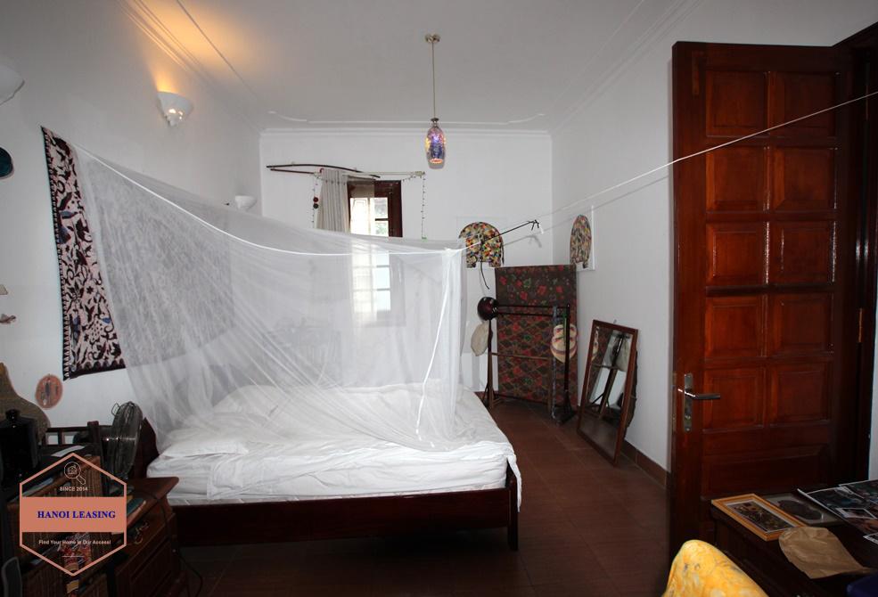 Nice house with big yard for lease in Dang Thai Mai st, Tay Ho, Hanoi Nice house with big yard for lease in Dang Thai Mai st, Tay Ho, Hanoi