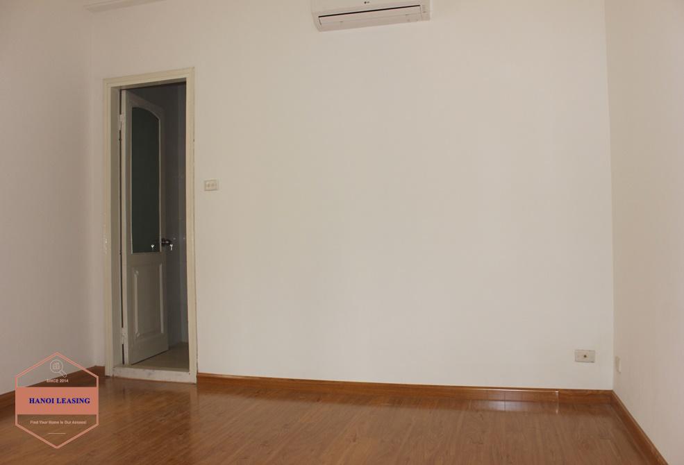 Bright renovated house wiwth 3 bedrooms and a huge garden for rent in Westlake Tay Ho, Hanoi Bright renovated house wiwth 3 bedrooms and a huge garden for rent in Westlake Tay Ho, Hanoi